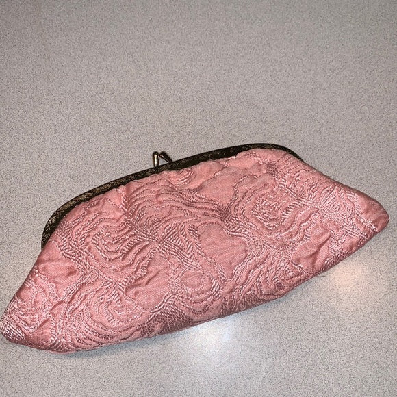 Handbags - Vintage Gold Clasp Pink Quilted Clutch